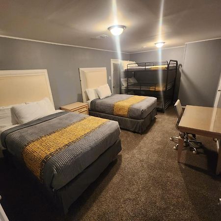Вилла Super Large East Memphis 23 Beds Экстерьер фото