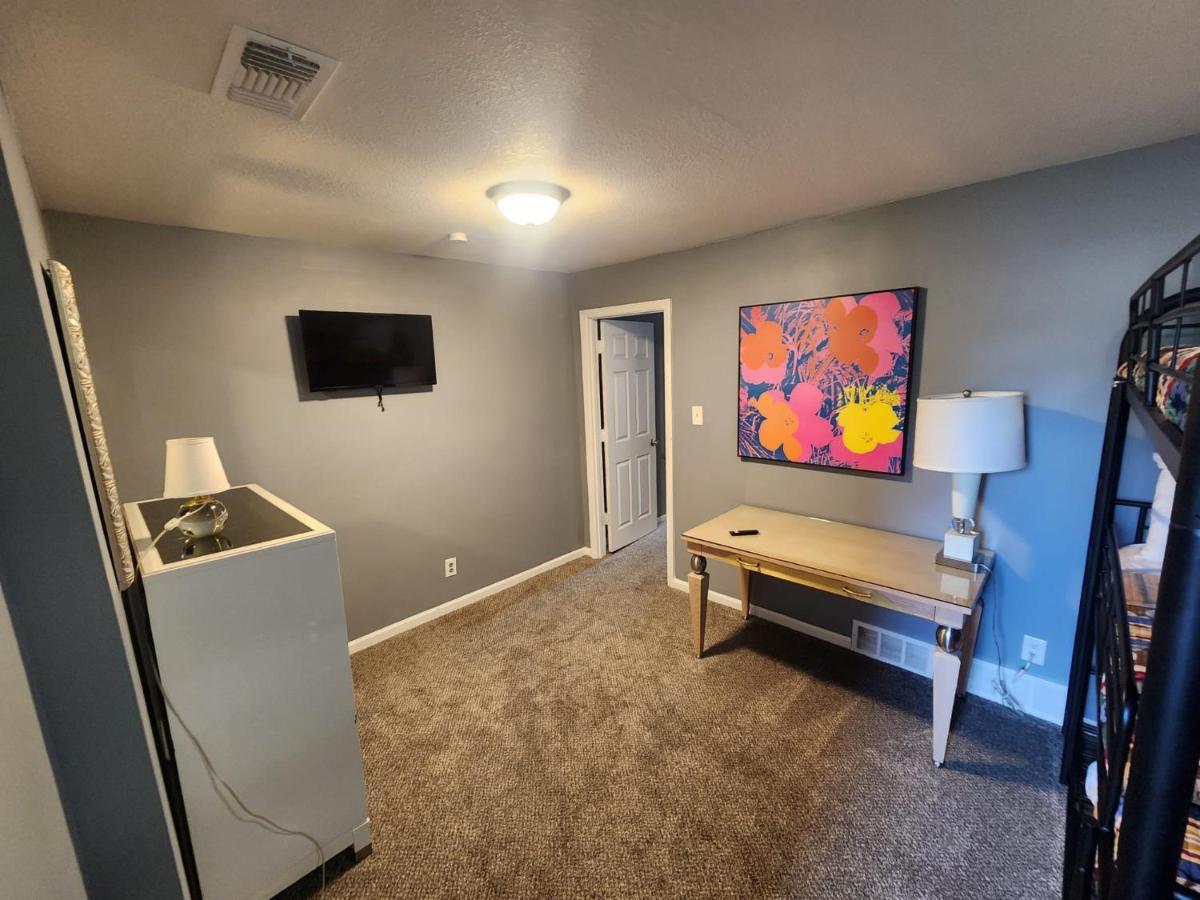 Вилла Super Large East Memphis 23 Beds Экстерьер фото