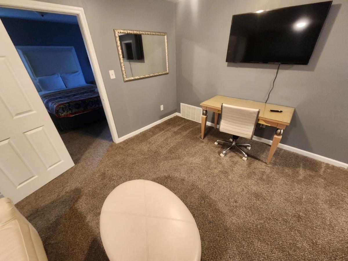 Вилла Super Large East Memphis 23 Beds Экстерьер фото