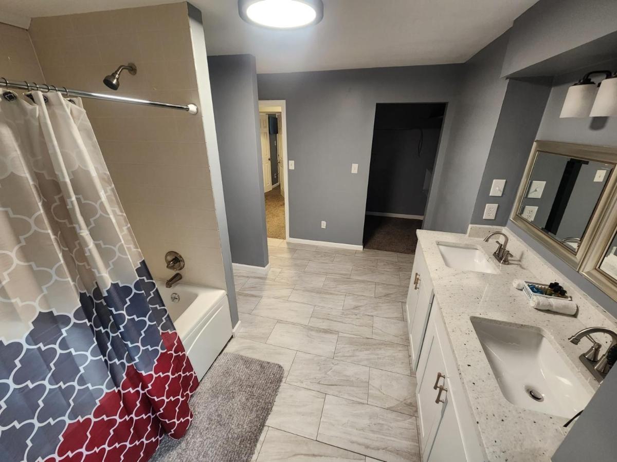 Вилла Super Large East Memphis 23 Beds Экстерьер фото